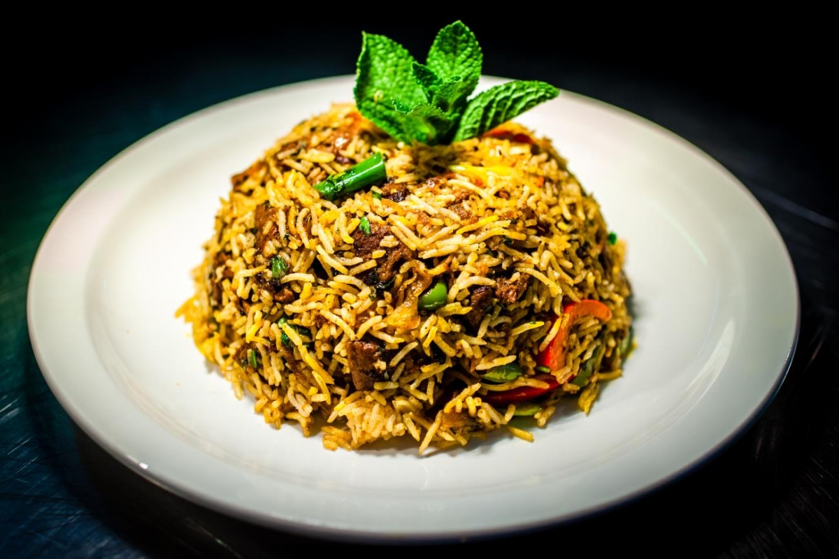 mains at imrans restaurant 